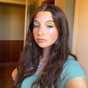 Meet your Posher, Haley